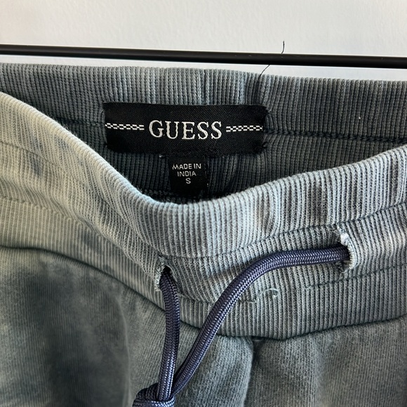 Guess 2Pc Athletic - Picture 7 of 12